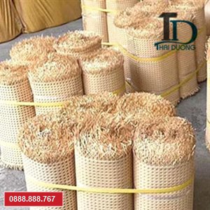 Mây mắt cáo nhựa